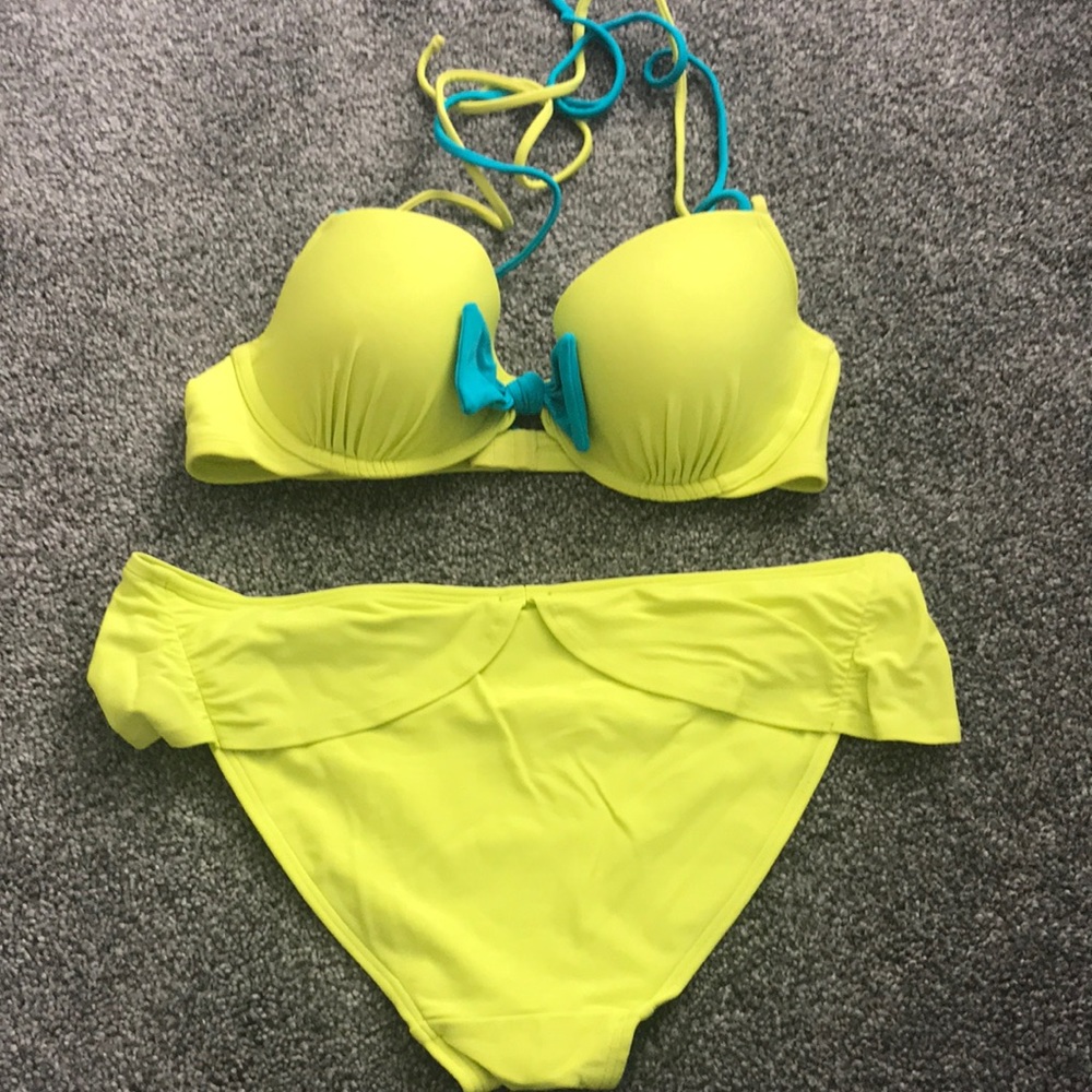 AERIE SWIMSUIT - Picture 2 of 2